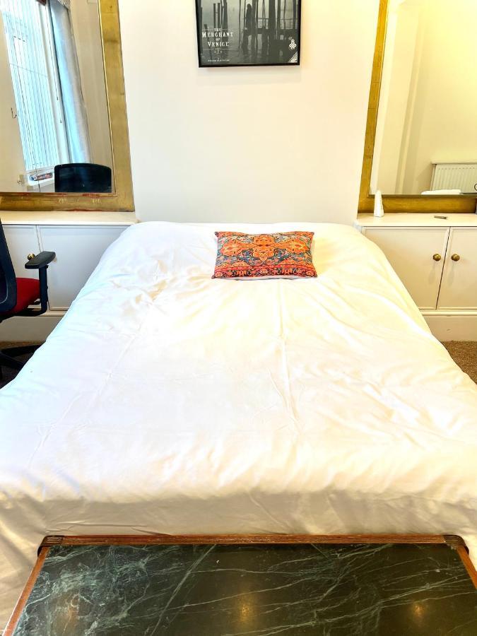 Aldgate Holiday Rooms Londres Extérieur photo